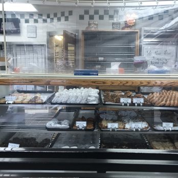 Long's Bakery - Super special donuts + amazing COVID precautions w/the plastic sheet divider - Donuts Near Me - Indianapolis, Indiana