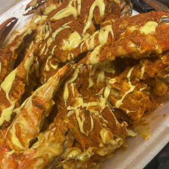 The Blue Crab Company - Colossal garlic crab tray extra extra spicy - Seafood Near Me - Jacksonville, Florida The Blue Crab Company - Colossal garlic crab tray extra extra spicy - Seafood Near Me - Jacksonville, Florida