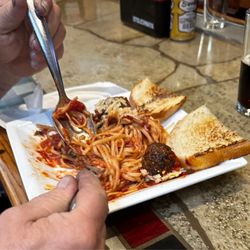 Pie Zanos - Spaghetti & Meatballs