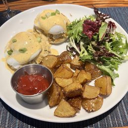 Crab cake Benedict Crab cake Benedict