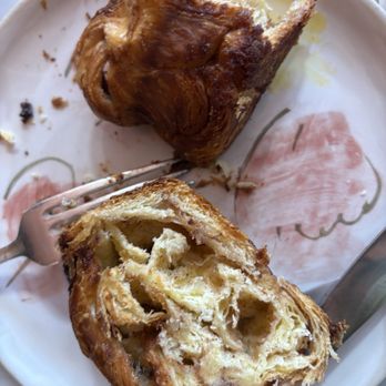 Loquat - date cinnamon babka - Bakeries Near Me - San Francisco, California Loquat - date cinnamon babka - Bakeries Near Me - San Francisco, California