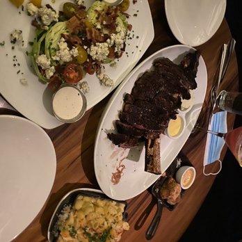 STK Steakhouse Chicago - Feast! - Steakhouses Near Me - Chicago, Illinois