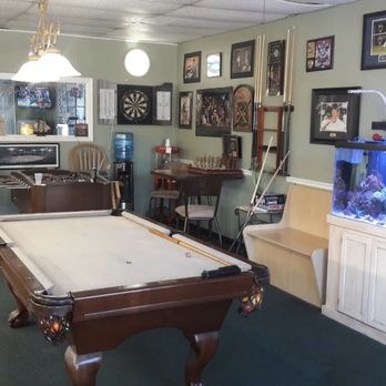 JC'S Dunedin Barber Shop - Waiting Area - Barbers Near Me - Dunedin, Florida