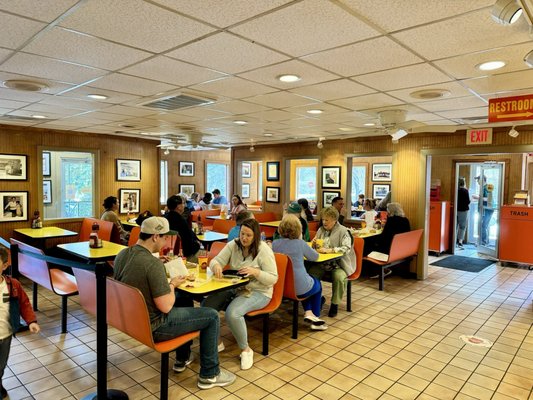 Pierce's Pitt Bar-B-Que by null
