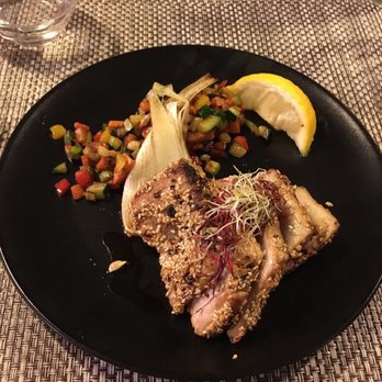 Mast - Tataki de thon aux sésames - French Near Me - Escalquens, 31 Mast - Tataki de thon aux sésames - French Near Me - Escalquens, 31