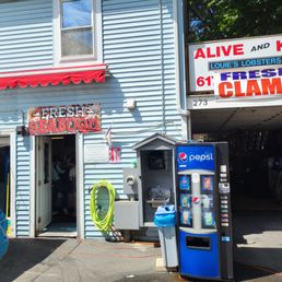 Exterior photo of Alive & Kicking Lobsters - Cambridge, Massachusetts Exterior photo of Alive & Kicking Lobsters - Cambridge, Massachusetts