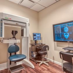 TMJ & Sleep Therapy - Our patients receive a full CT Scan using cutting-edge technology and machinery.