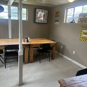 Hard Hat Cafe - Dining room - Breakfast & Brunch Near Me - Decatur, Alabama Hard Hat Cafe - Dining room - Breakfast & Brunch Near Me - Decatur, Alabama