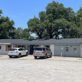 Agape BBQ - Unassuming street front hides amazing Real Texas BBQ - Barbeque Near Me - Liberty Hill, Texas