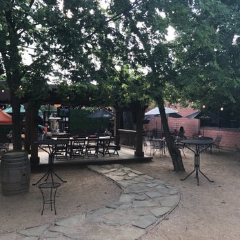 Crisp - Patio, kid friendly. - Italian Near Me - Houston, Texas
