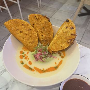 Puerto Bravo - Seafood birria - Mexican Near Me - Toronto, Ontario