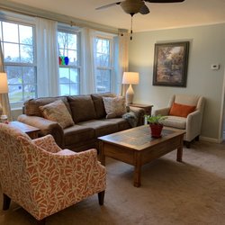Classic Design - AFTER Lighter colors and some new furnishings.