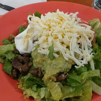 Burrito Perdido - Salad with beef at Burrito Perdido - Mexican Near Me - Chesapeake, Virginia