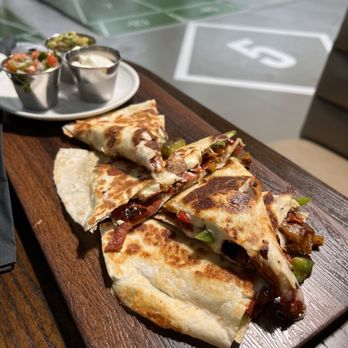 Larks Entertainment - Peppe Peppe Quesadilla - Eatertainment Near Me - Fairview, Texas Larks Entertainment - Peppe Peppe Quesadilla - Eatertainment Near Me - Fairview, Texas