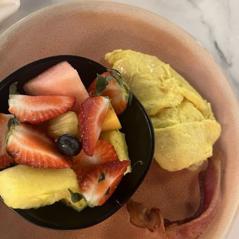 Sunny Hyde Up - Kids eggs with protein & fruit - Breakfast & Brunch Near Me - Visalia, California Sunny Hyde Up - Kids eggs with protein & fruit - Breakfast & Brunch Near Me - Visalia, California