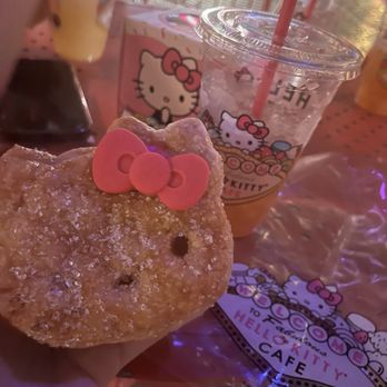 Hello Kitty Cafe - Desserts Near Me - Las Vegas, Nevada