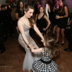 The Rendezvous - Fun dancing for all ages - Photo by CD Photography