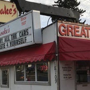Roake's - The restaurant - Hot Dogs Near Me - Portland, Oregon