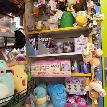 Pinwheels and Play Toys - Toy Stores Near Me - Minneapolis, Minnesota