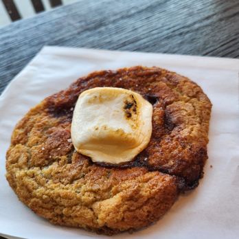 Danzzan - Gochujang sea salt caramel cookie - Cafes Near Me - Rowland Heights, California Danzzan - Gochujang sea salt caramel cookie - Cafes Near Me - Rowland Heights, California