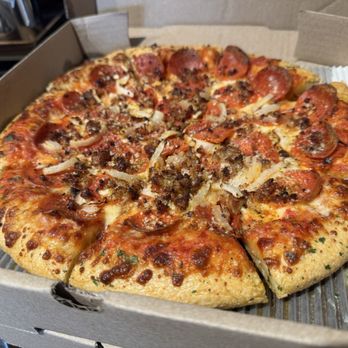 Hounddog's Three Degree Pizza - Hand tossed - Pizza Near Me - Columbus, Ohio