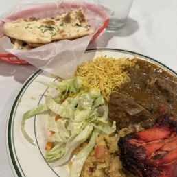 Goat Curry, Biriyani Rice, Tandoori Chicken & Naan