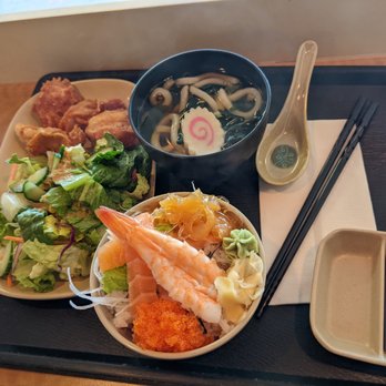 Fukuroku Express - a plate of sushi and a bowl of salad - Japanese Near Me - Richmond, British Columbia Fukuroku Express - a plate of sushi and a bowl of salad - Japanese Near Me - Richmond, British Columbia