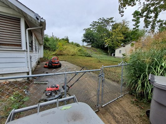 Restoration of a neglected yard. - This yard was very overgrown and needed a lot of care to make it look amazing again. Restoration of a neglected yard. - This yard was very overgrown and needed a lot of care to make it look amazing again.