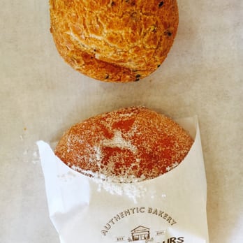 Tous Les Jours - Too: sweet pumpkin donut ... Greasy. Bottom: red bean donut w/ sugar sprinkle. Not bad. - Desserts Near Me - Los Angeles, California Tous Les Jours - Too: sweet pumpkin donut ... Greasy. Bottom: red bean donut w/ sugar sprinkle. Not bad. - Desserts Near Me - Los Angeles, California