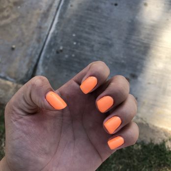 Vida Spa - Uneven nails - Nail Salons Near Me - San Fernando, California Vida Spa - Uneven nails - Nail Salons Near Me - San Fernando, California