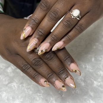 Iconic Nails Studio - Nail Salons Near Me - Los Altos, California Iconic Nails Studio - Nail Salons Near Me - Los Altos, California