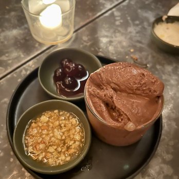 Via Locusta - Chocolate Gelato - Italian Near Me - Philadelphia, Pennsylvania