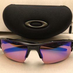America's Vision - Oakley Driving .....