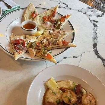 Chez Lafayette - Cajun/Creole Near Me - Tacoma, Washington