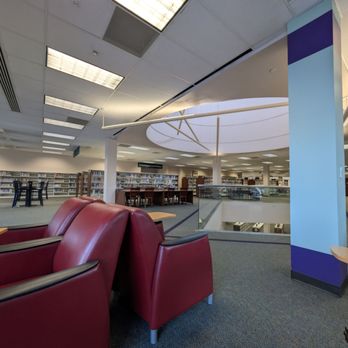 Montgomery County Memorial Library System - Sitting Area - Libraries Near Me - Conroe, Texas