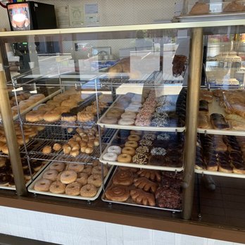 Donut King - Fresh donuts - Donuts Near Me - Pleasanton, California Donut King - Fresh donuts - Donuts Near Me - Pleasanton, California