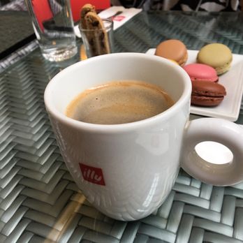 Espressamente Illy - Restaurants Near Me - Makati, NCR