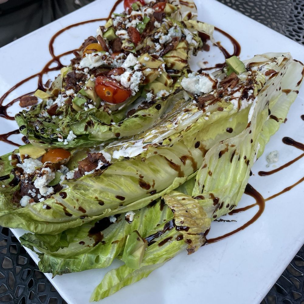 V Restaurant, Bistro & Bar - Wedge salad - New American Near Me - Murphys, California