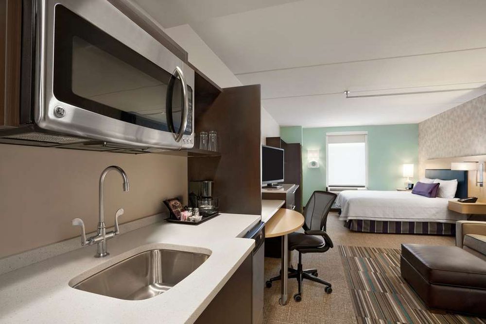 Home2 Suites by Hilton Philadelphia - Convention Center