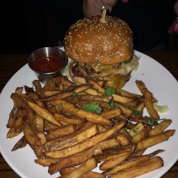 Porter Cafe - CheeseBurger - Bars Near Me - West Roxbury, Massachusetts Porter Cafe - CheeseBurger - Bars Near Me - West Roxbury, Massachusetts
