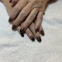 Queen's Nails & Spa - Dip nails