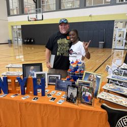 Phantom Cheer - One of our very own signed with UTSA Roadrunners! Congratulations Jayniah!
