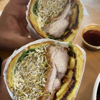 Pikunico - Golden Chicken Sandwich - Japanese Near Me - Los Angeles, California Pikunico - Golden Chicken Sandwich - Japanese Near Me - Los Angeles, California