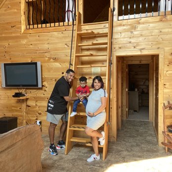 Colonial Properties - Property Management Near Me - Pigeon Forge, Tennessee
