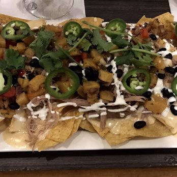 Splash Bar - Kalua Pork Nachos - Asian Fusion Near Me - Honolulu, Hawaii