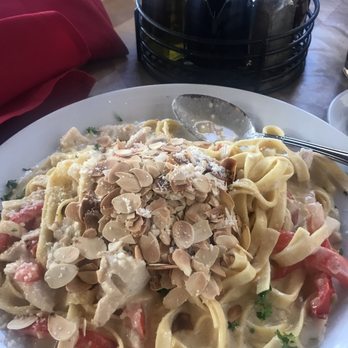 Frugatti's - Chicken Fettuccine Alfredo - Italian Near Me - Bakersfield, California Frugatti's - Chicken Fettuccine Alfredo - Italian Near Me - Bakersfield, California
