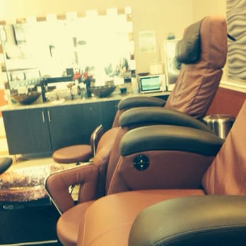 Tipsy Nails - Big comfy massage chairs. - Hair Removal Near Me - Orlando, Florida