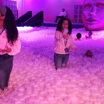 Bubble Planet Experience - Ball pit - Indoor Playcenter Near Me - Washington, DC, District of Columbia