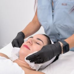 Aesthetics Med Spa - Discover the power of our deep facial treatment and reveal a brighter, more youthful-looking complexion.