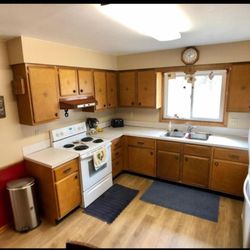Aus Floors & More